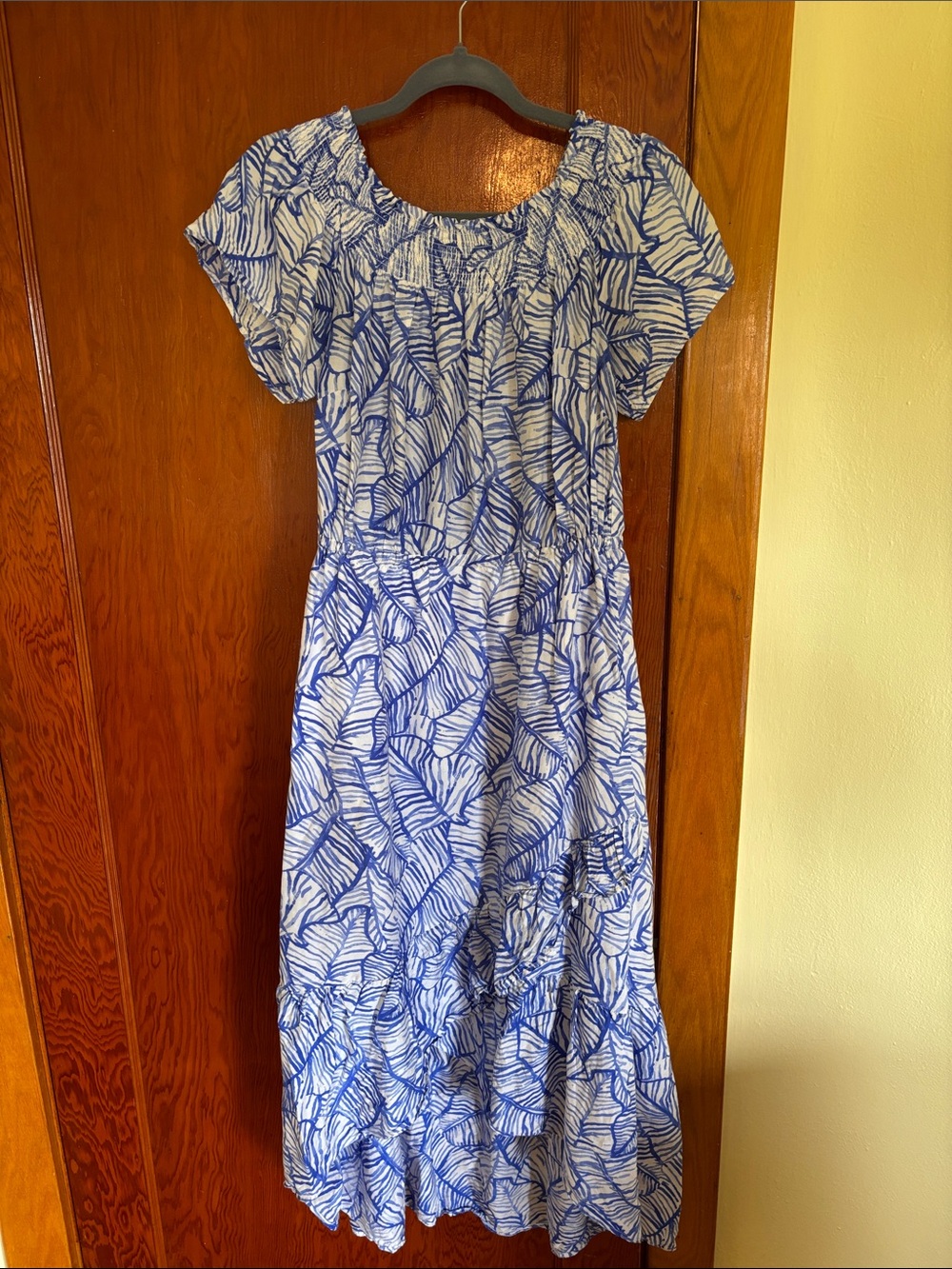 Vineyard Vines Blue and White Leaf-Print Maxi Dress